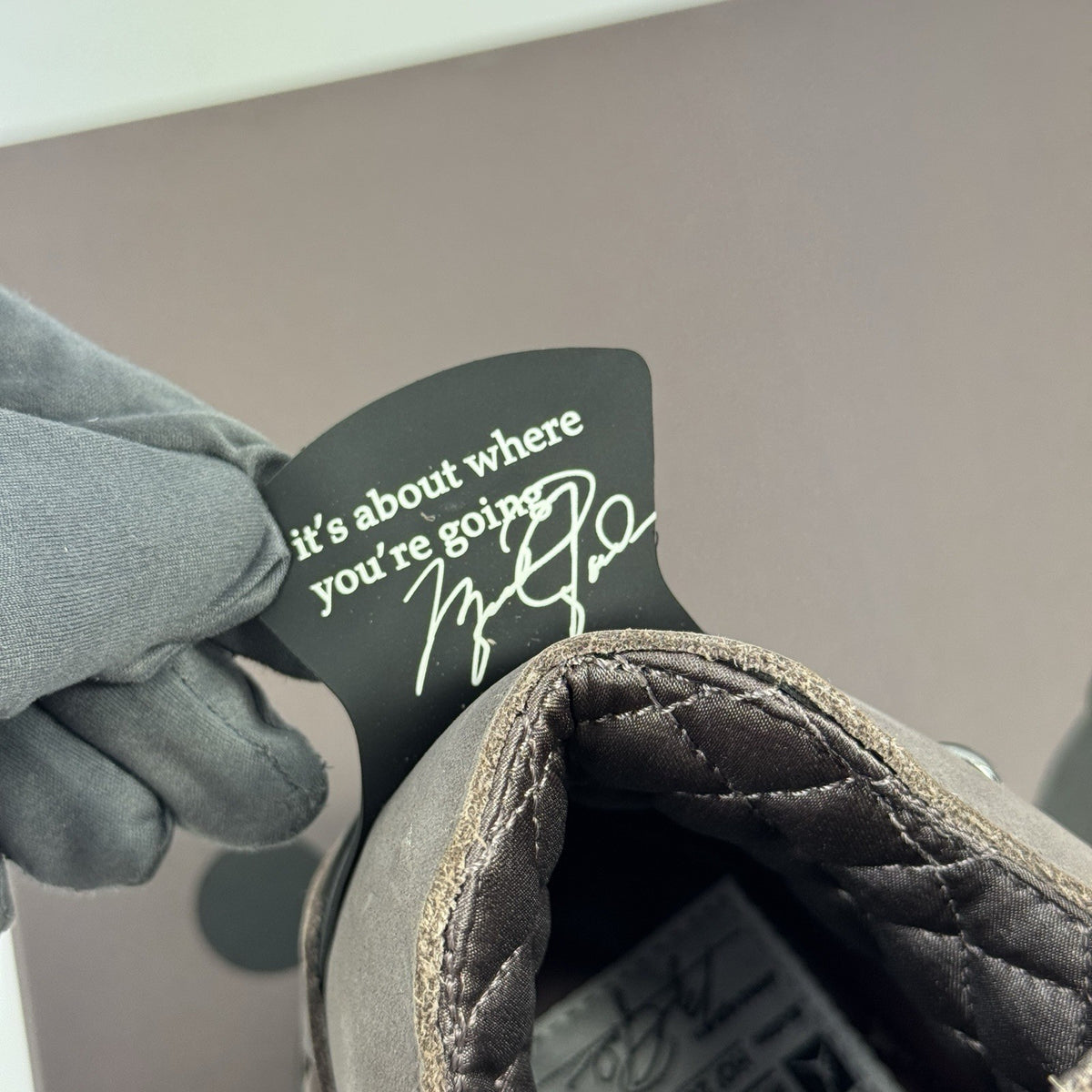 Air Jordan 4 Retro x A Ma Maniere SP Violet Ore Trainers, photo 9
