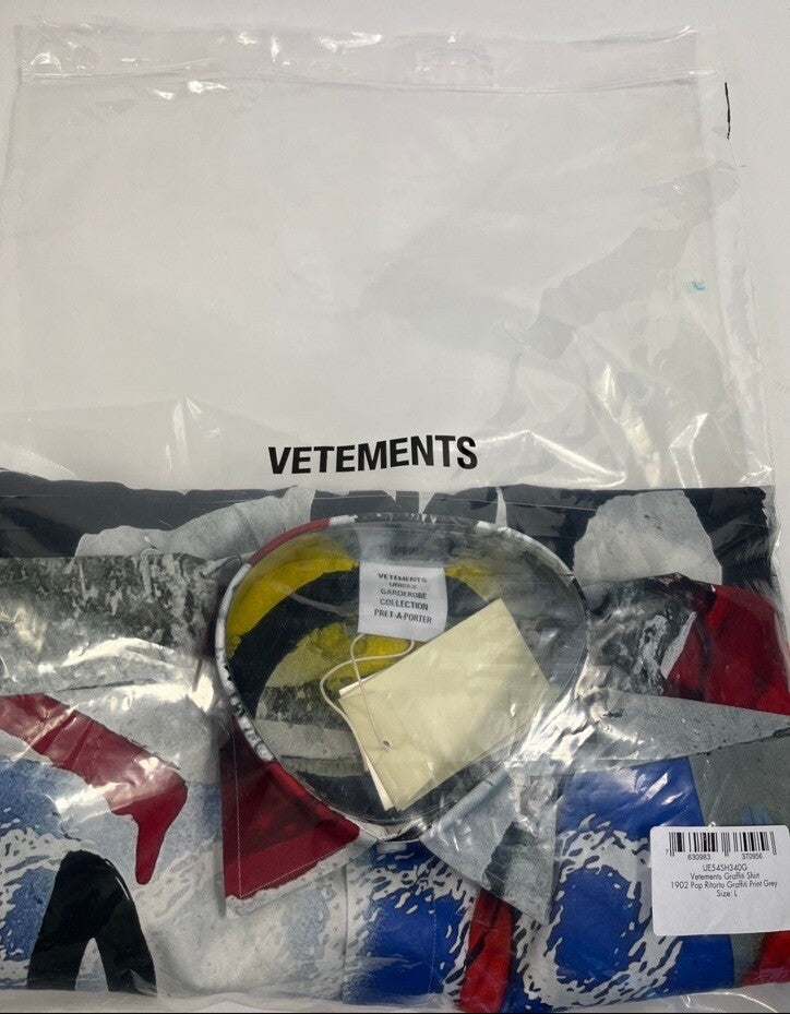 Vetements Graffiti Print Shirt, photo 15