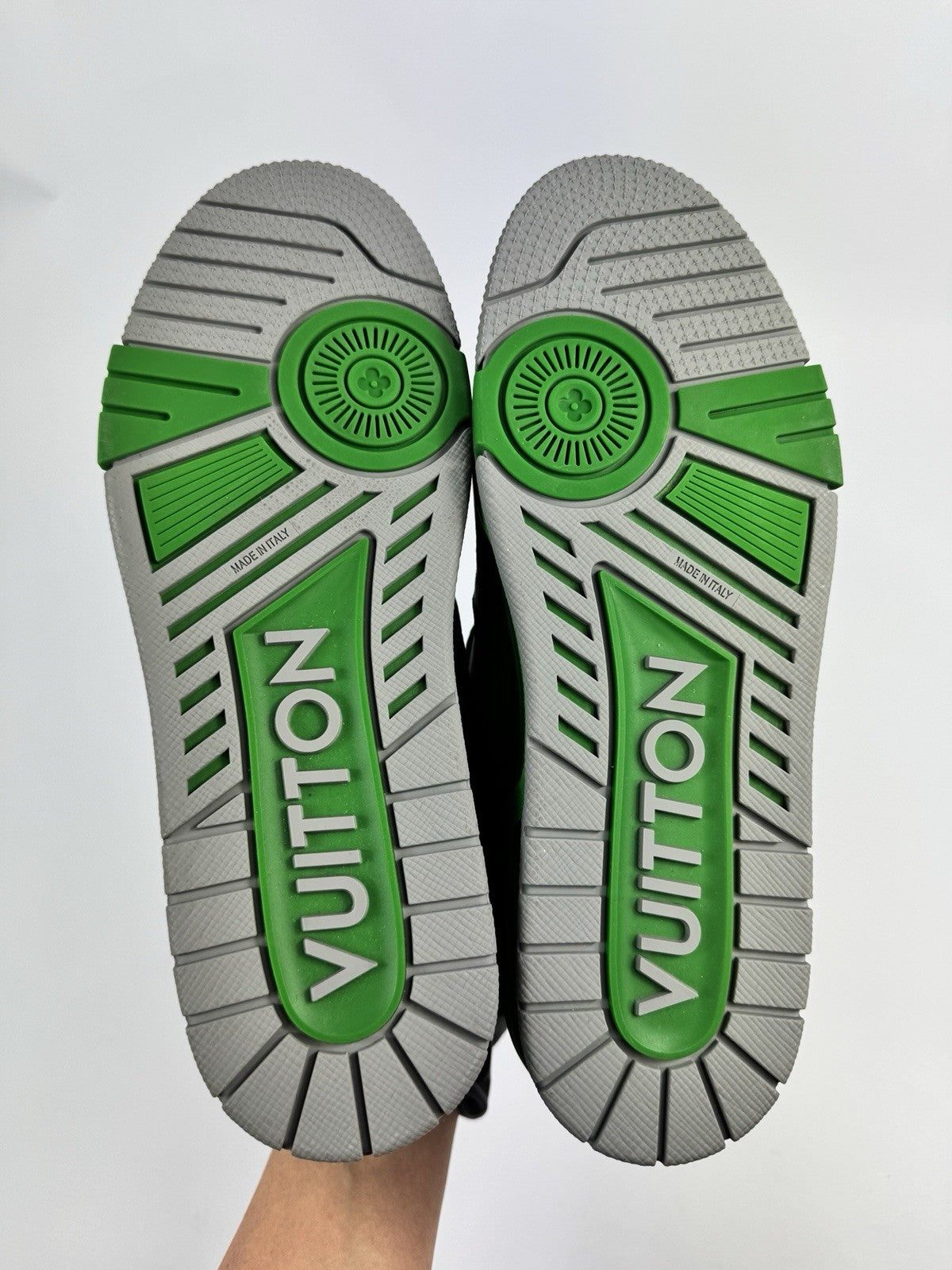Louis Vuitton #54 Embossed Sneakers, photo 5