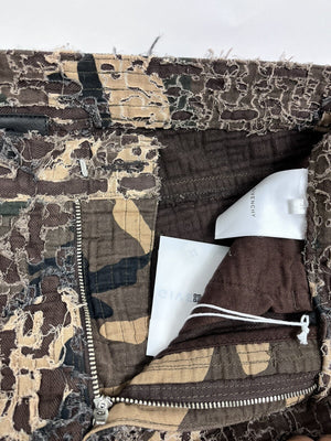 Givenchy Slim-fit Zip Detailed Camouflage Distressed Jeans، الصورة 12