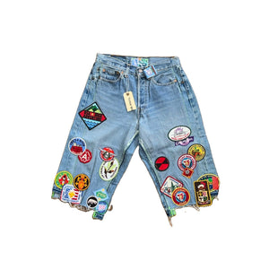 Better With Age Gentlemen’s Triple Wide Long Denim Shorts، الصورة 1