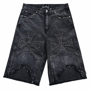 The Sekrit Saint Chopped Studded Distressed Denim Shorts（写真1）