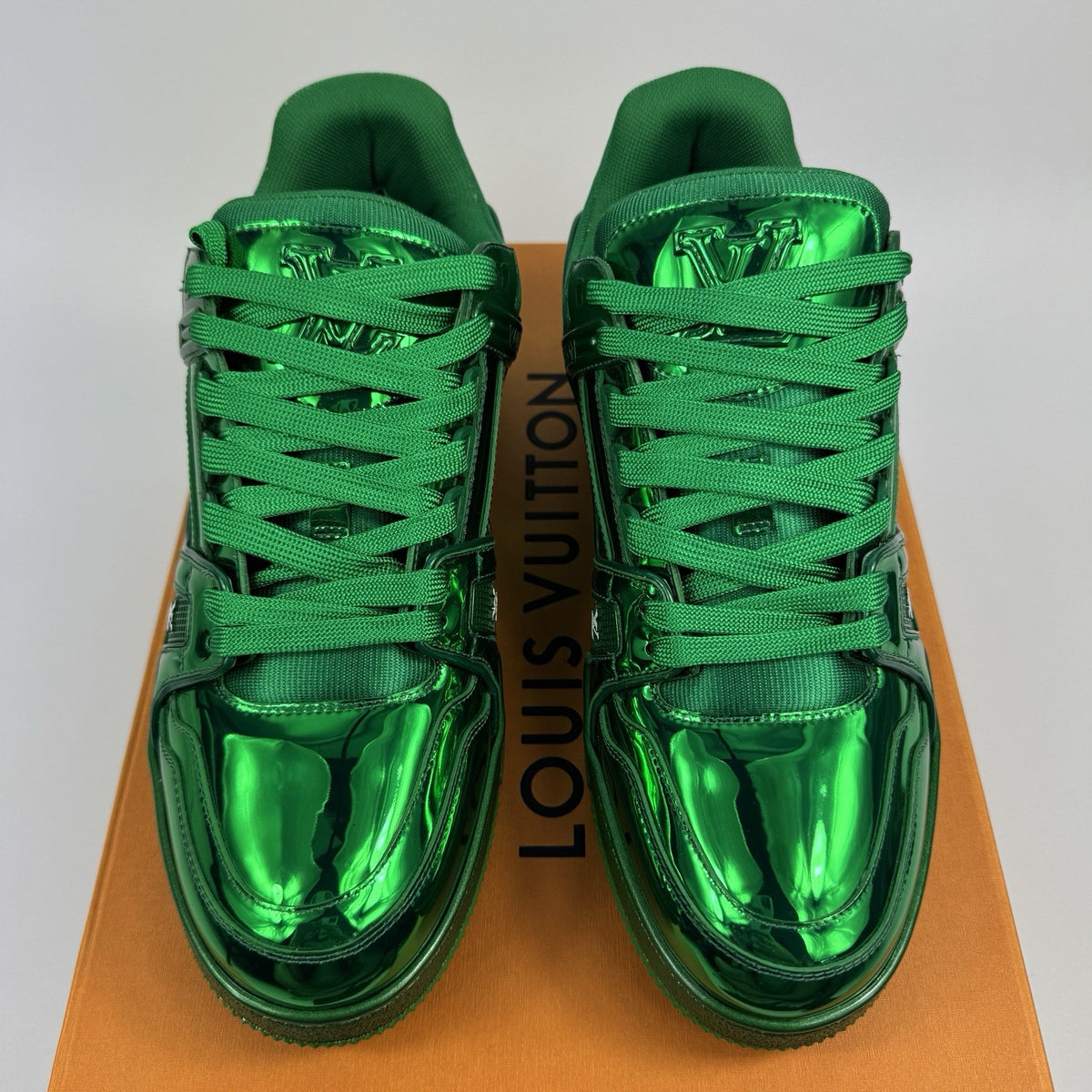 Louis Vuitton Argent Green Patent Trainers, photo 3