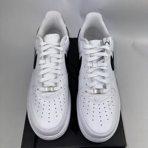 Nike Air Force 1 Low x Supreme Sneakers، الصورة 3