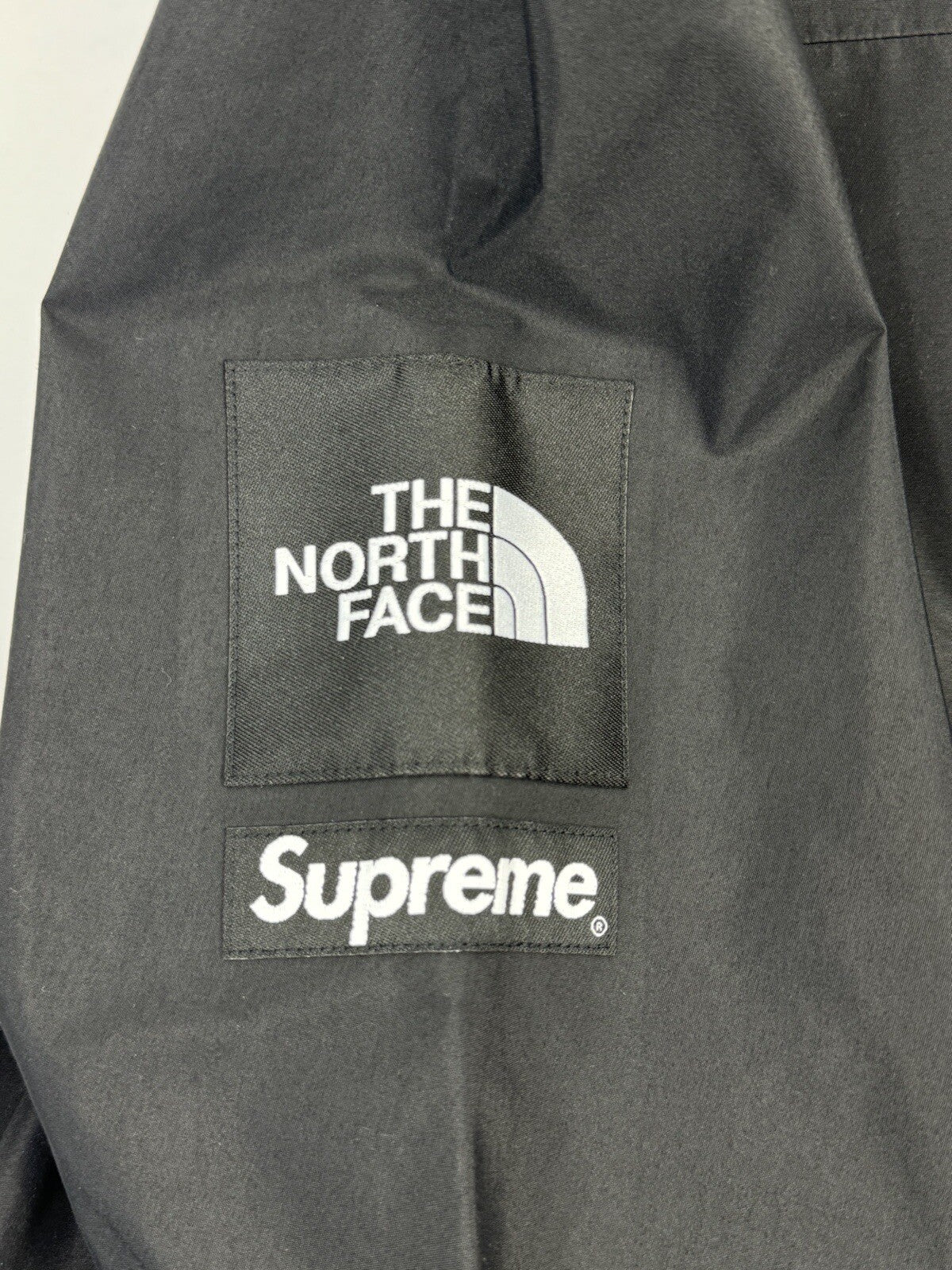 Supreme x the North Face Zip Split Wind Breaker Jacket, photo 5