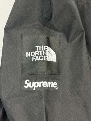 Supreme x the North Face Zip Split Wind Breaker Jacket（写真5）