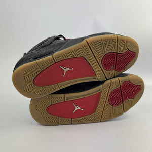 Jordan Air Jordan 4 Retro x Levi’s Sneakers، الصورة 5