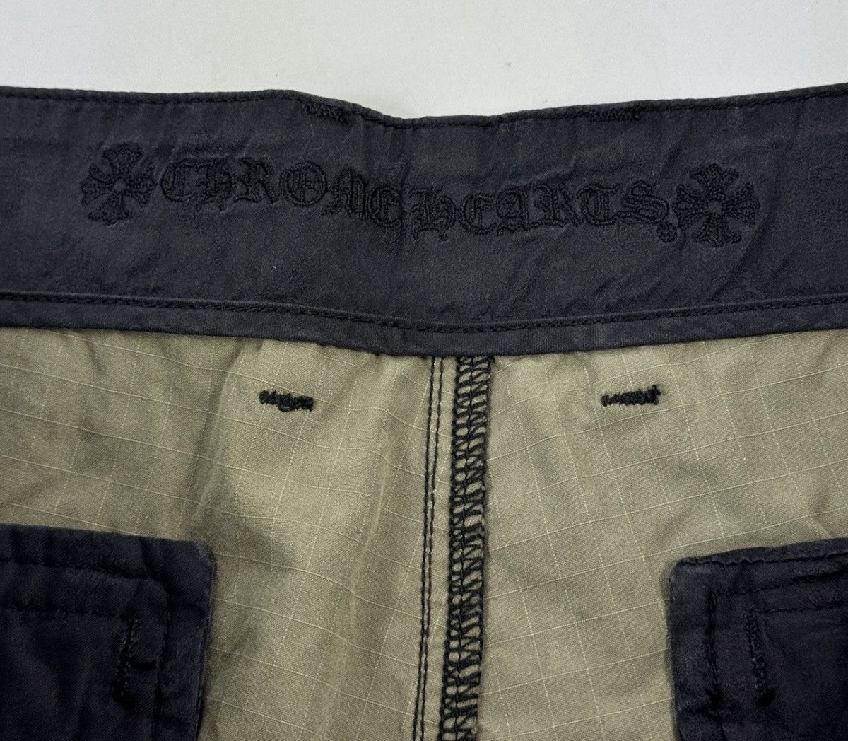 Chrome Hearts Camouflage Single Black Cross Silver Button Detailed Shorts, photo 7