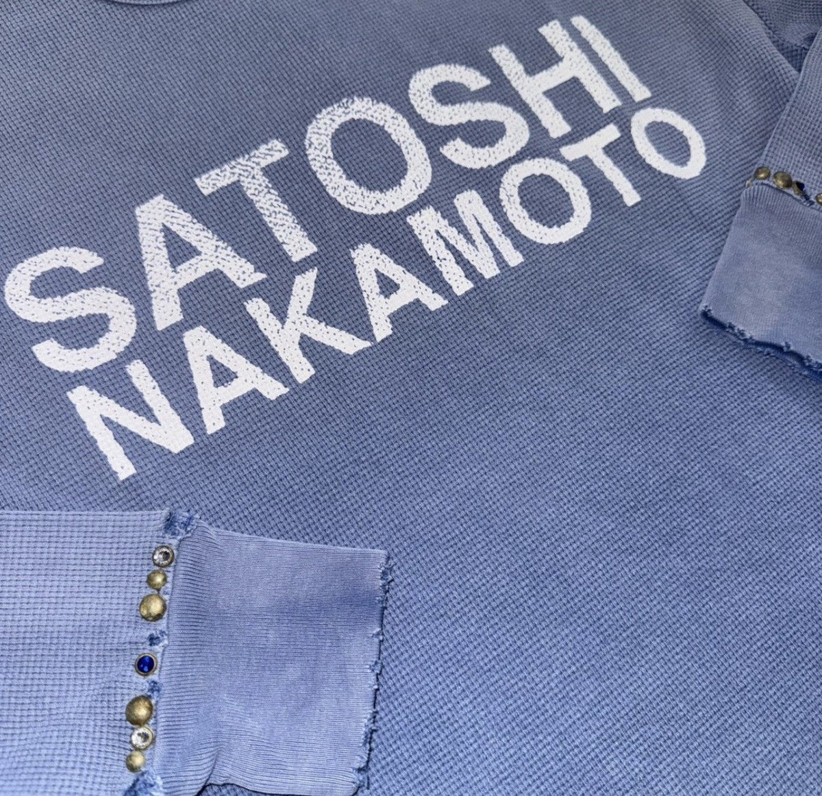 Satoshi Nakamoto Logo Printed Studded Fleece T-Shirt, photo 3