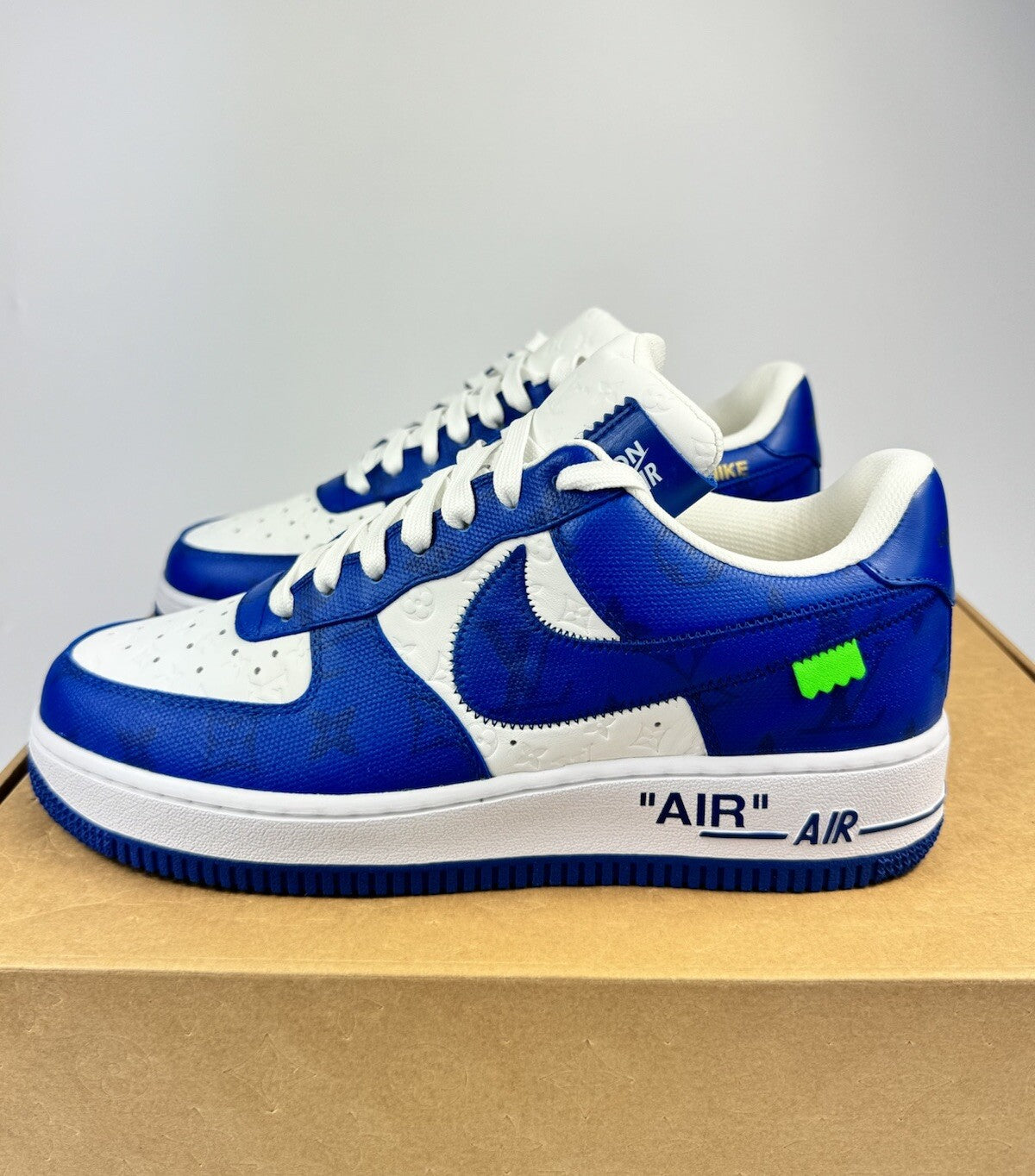 Louis Vuitton x Air Force 1 Blue Trainers by Virgil, photo 4