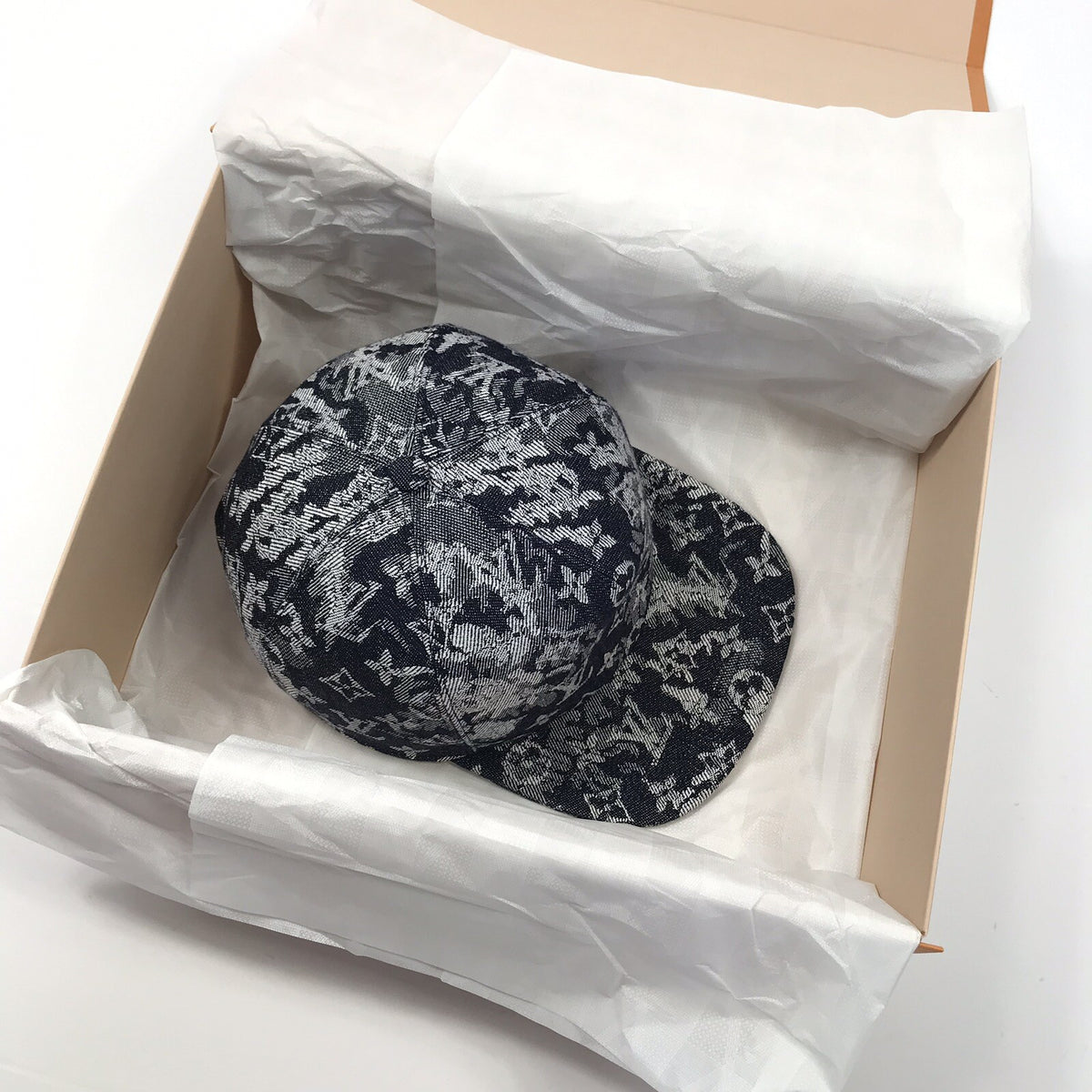 Louis Vuitton by Virgil Abloh MP2871 Monogram 2021 Tapestry Cap, photo 8