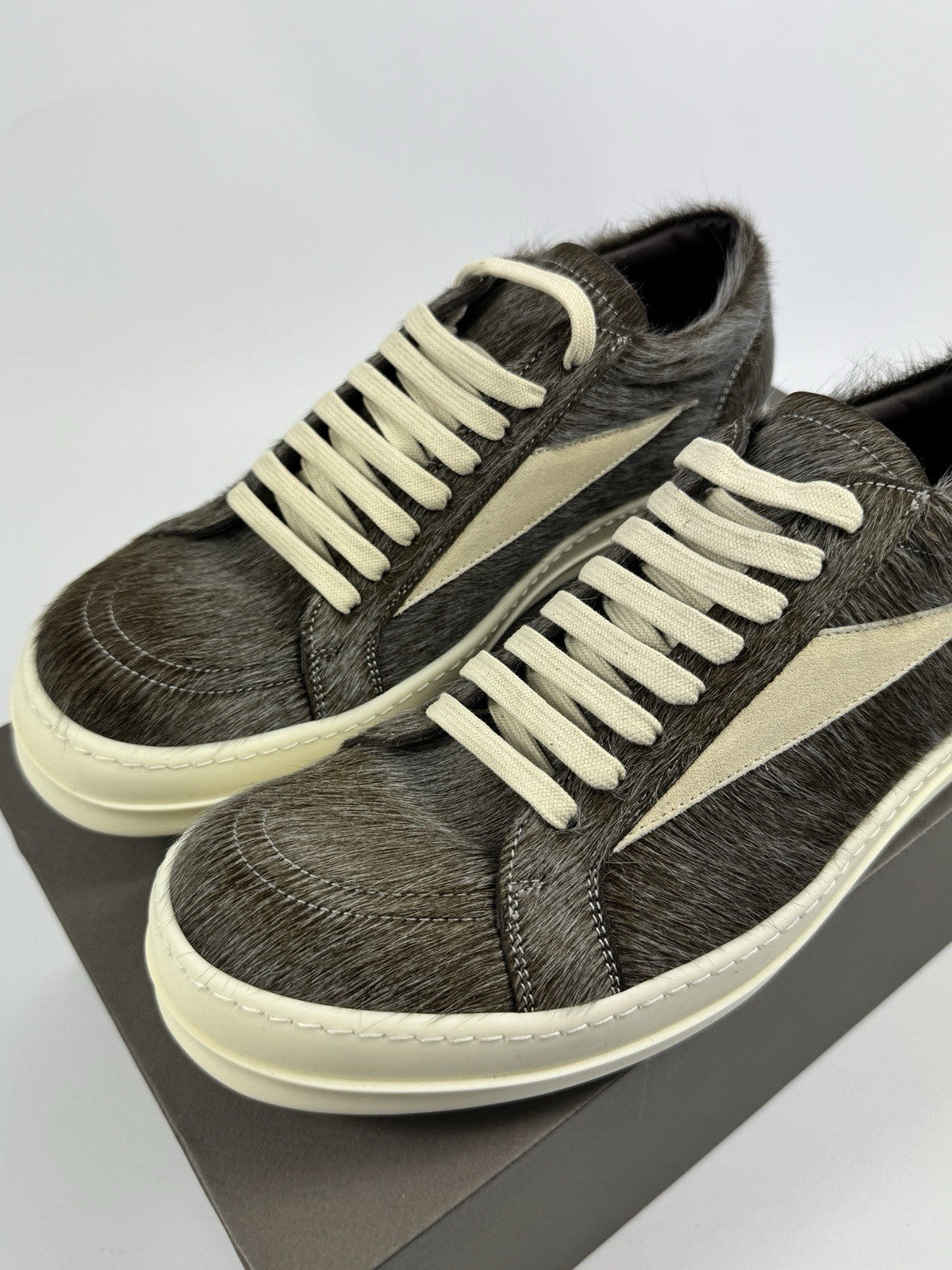 Rick Owens Vintage Suede Trimmed Calf Hair Trainers, photo 4