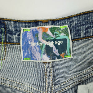 Better With Age Levi’s Harrison Triple Wide Denim Shorts، الصورة 12