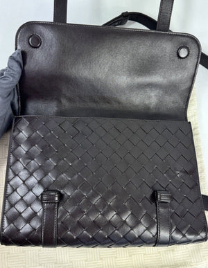 Bottega Veneta Flap Cross Body Bag، الصورة 5