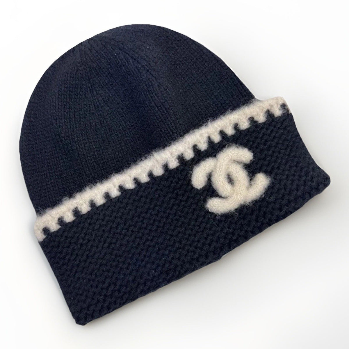 Chanel Logo Cashmere Beanie, photo 1