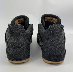 Jordan Air Jordan 4 Retro x Levi’s Sneakers، الصورة 4