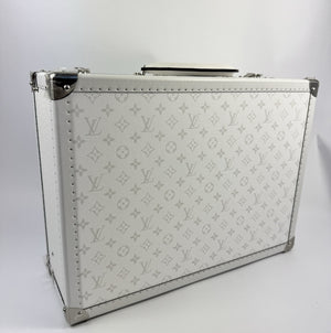 Louis Vuitton Bisten 50 Suitcase، الصورة 3