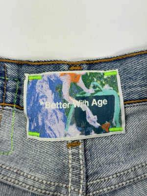 Better With Age Gentlemen’s Triple Wide Long Denim Shorts، الصورة 10
