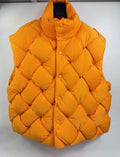 Bottega Veneta Tangerine Intrecciato Tech Nylon Vest، الصورة 3