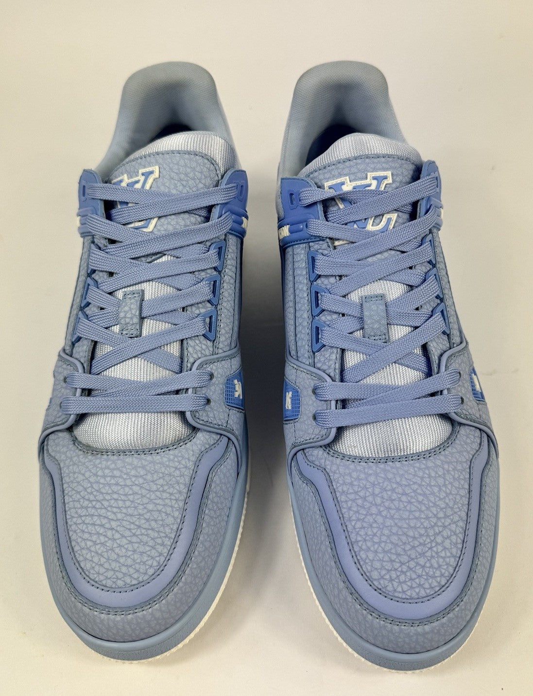 Louis Vuitton Classic Logo Sneakers, photo 3
