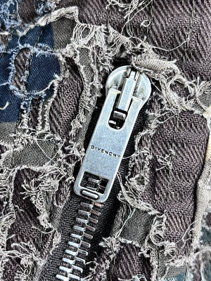 Givenchy Slim-fit Zip Detailed Camouflage Distressed Jeans، الصورة 13