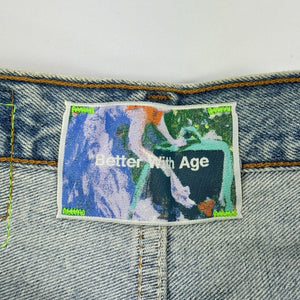 Better With Age Levi’s Harrison Triple Wide Denim Shorts، الصورة 5