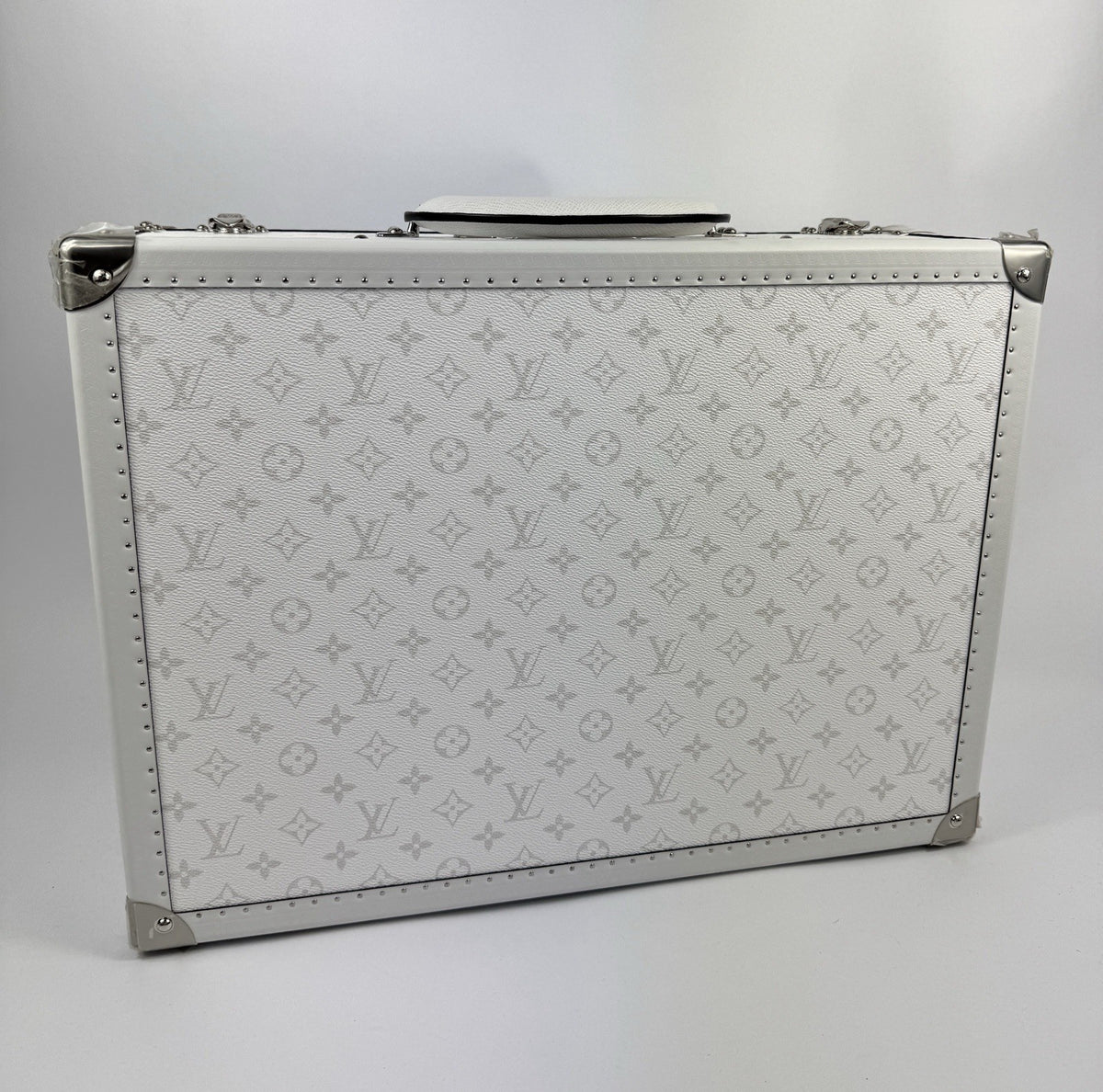 Louis Vuitton Bisten 50 Suitcase, photo 2