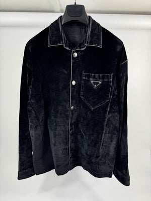 Prada Triangle Logo Velvet Shirt &amp; Trousers، الصورة 3