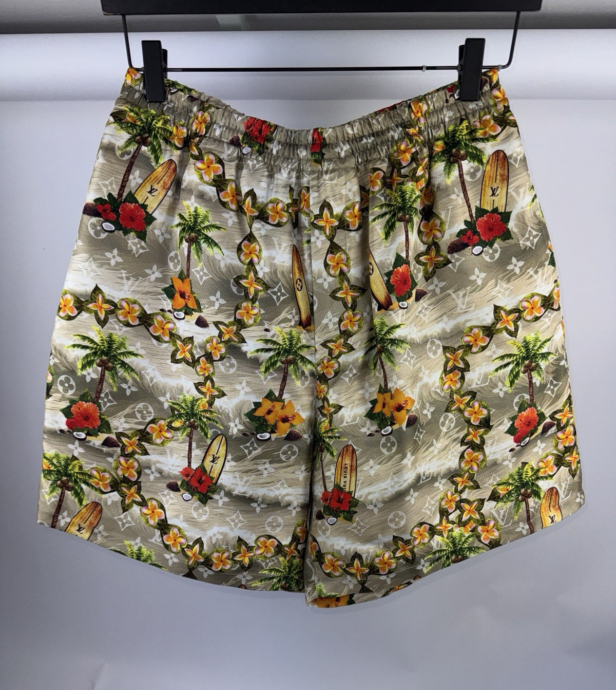Louis Vuitton x Pharrell Williams Monogram Tropical Silk Shorts, photo 3