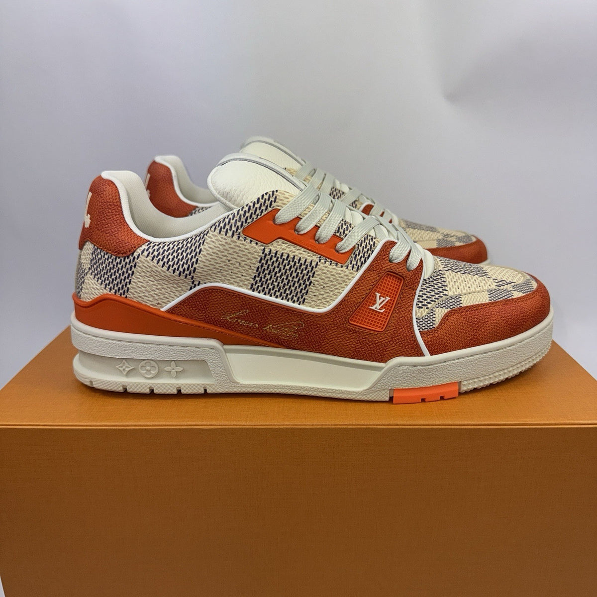 Louis Vuitton Classic #54 Damier Sneakers, photo 3