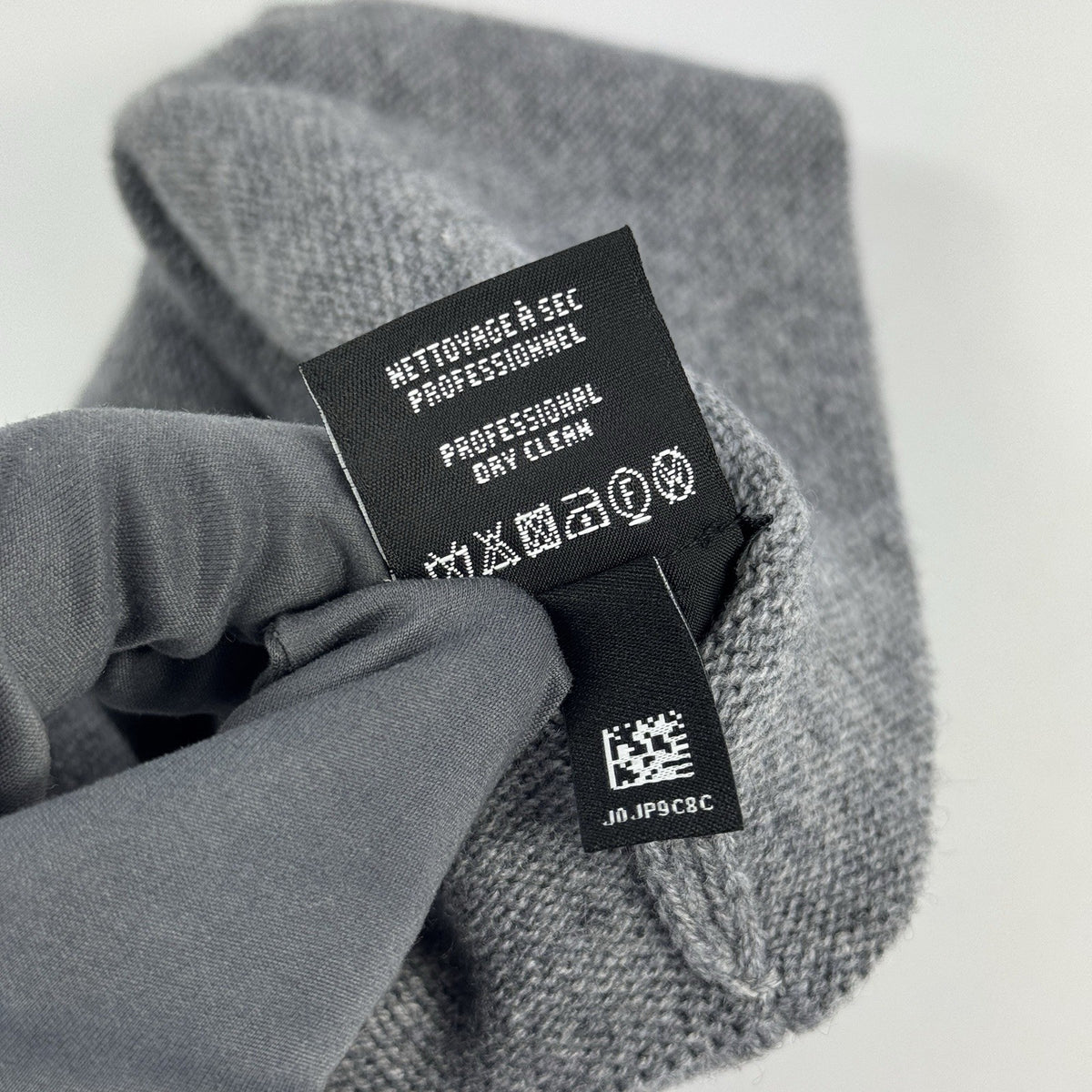 Chanel Cashmere Logo Beanie, photo 5