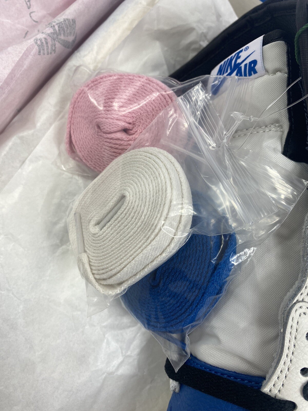 Air Jordan 1 Retro High OG SP Fragment x Travis Scott Trainers, photo 7