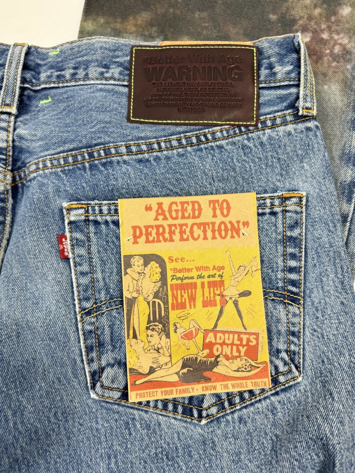Better With Age x Levi’s Logo Embroidered Jeans, photo 3
