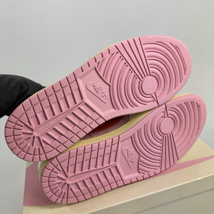 Jordan 1 Retro OG SP x Travis Scott Sail Tropical Pink Sneakers، الصورة 7