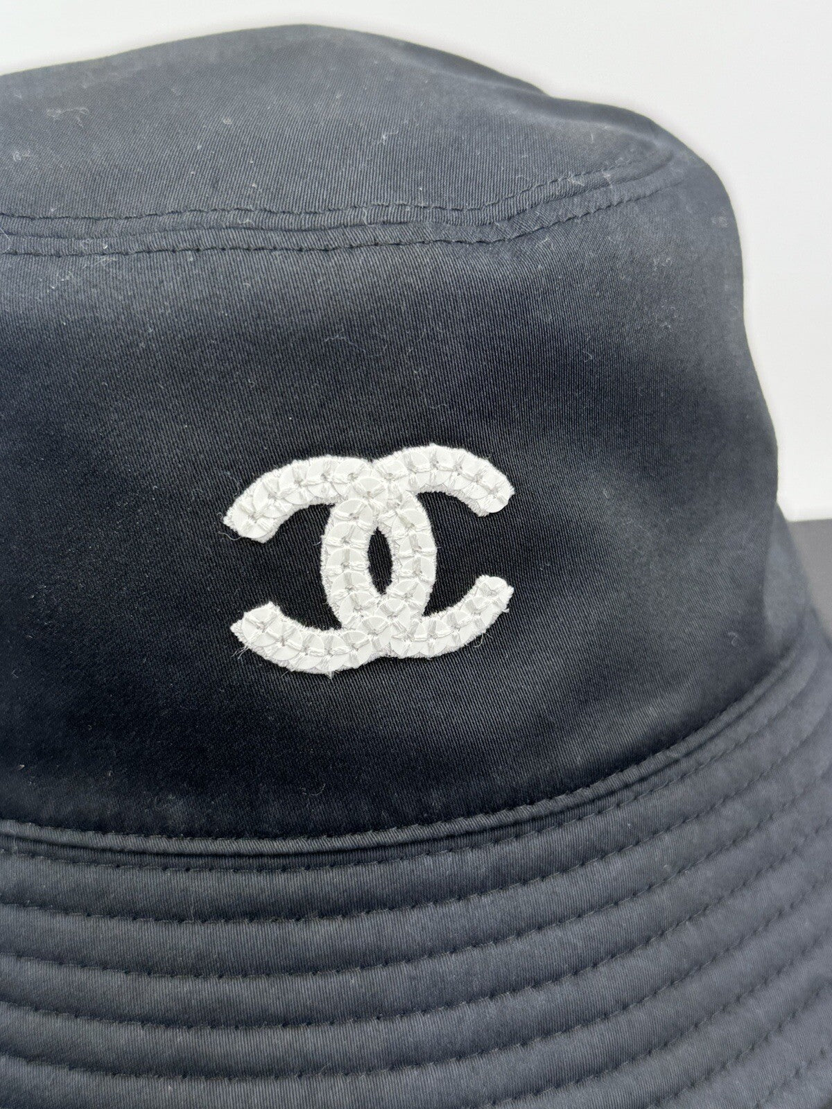Chanel Reversible Bucket Hat, photo 3