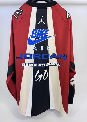 Jordan・ナイジェル・シルベスター バイクロゴプリント長袖Tシャツ（写真4）