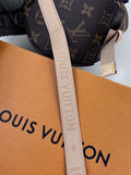 Louis Vuitton Monogram Adjustable Dog Harness MM GI222، الصورة 6