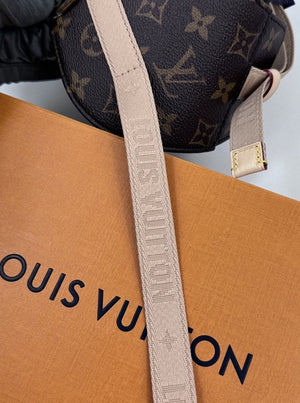 Louis Vuitton Monogram Adjustable Dog Harness MM GI222، الصورة 6