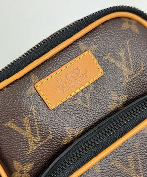Louis Vuitton x Nigo Amazone Damier Ebene Brown Sling Bag（写真5）