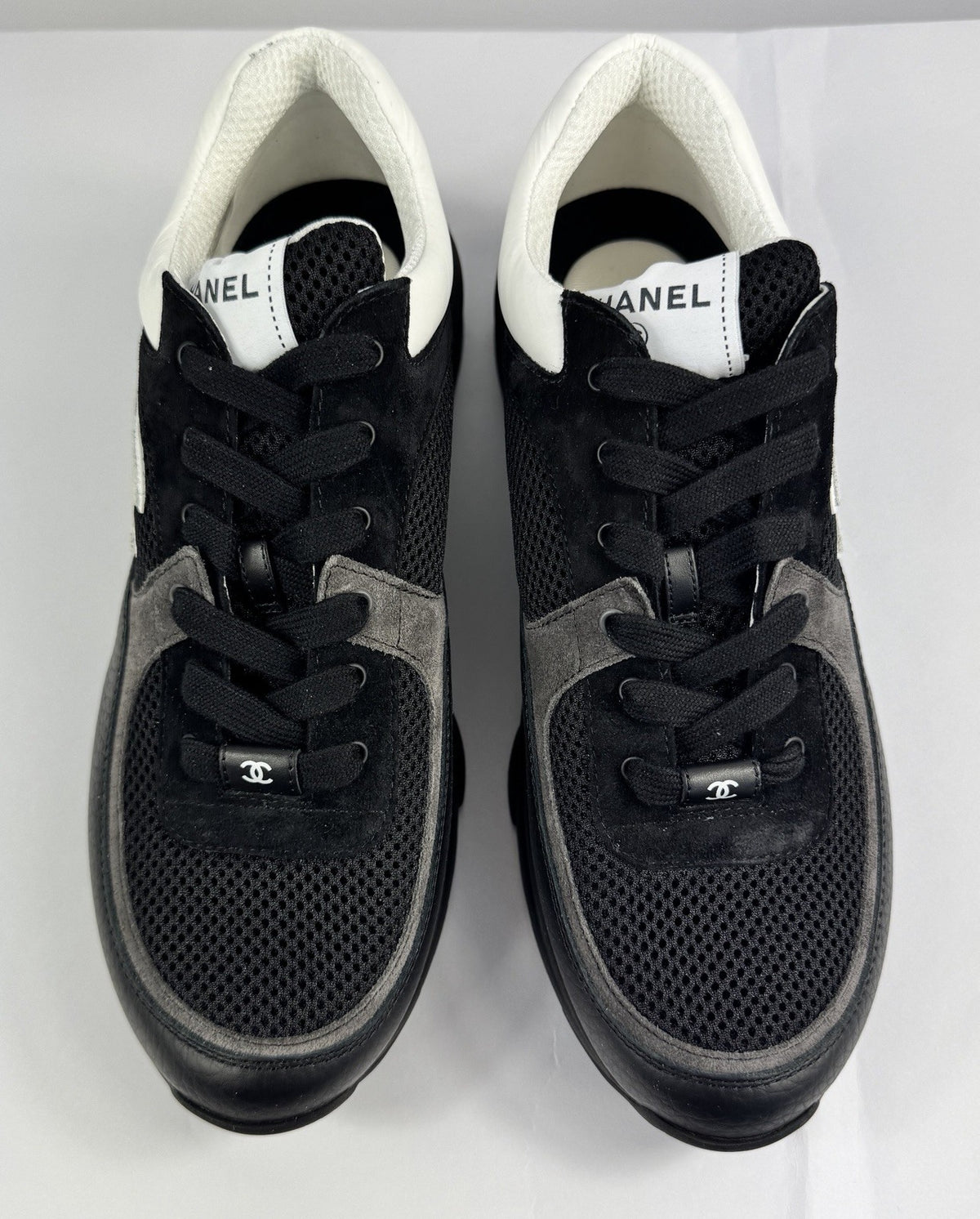 Chanel Classic Low Top Logo Sneakers, photo 2