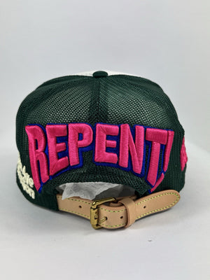 Better With Age God Is Alive Embroidered Trucker Cap، الصورة 4