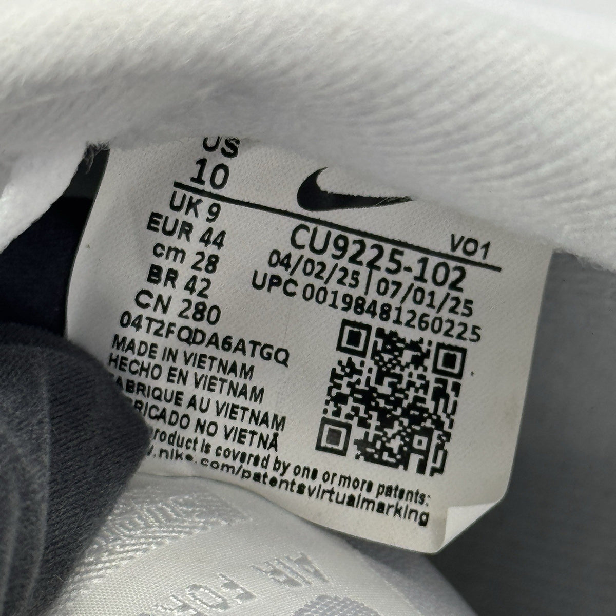 Nike Air Force 1 Low x Supreme Sneakers, photo 9