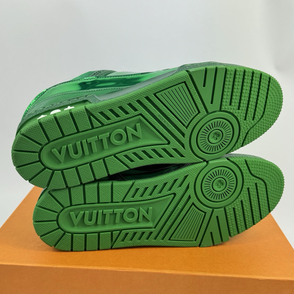 Louis Vuitton Argent Green Patent Trainers, photo 6