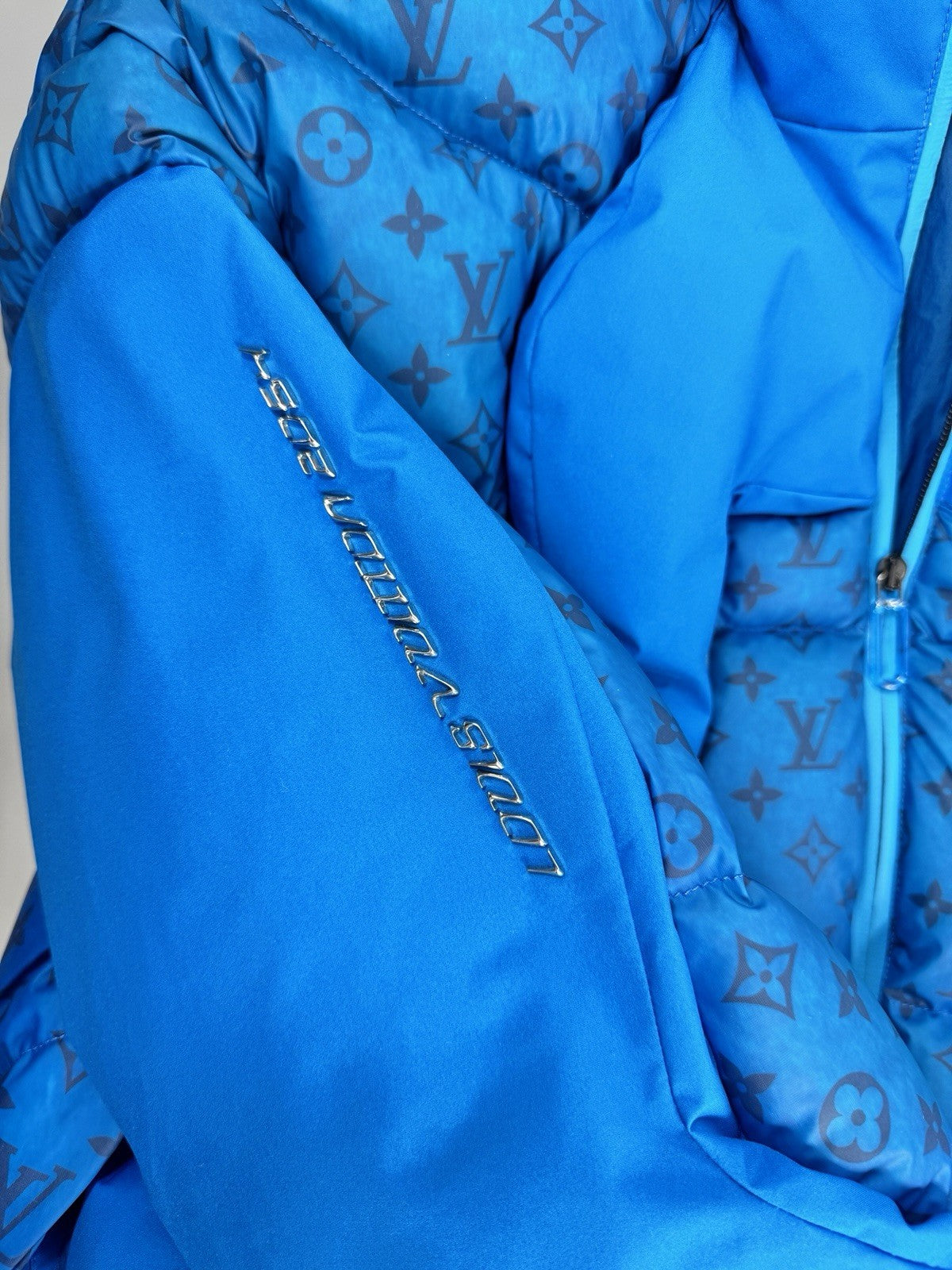 Louis Vuitton x Virgil Abloh 2054 Heat & Water Technical Puffer Jacket 52 /, photo 6