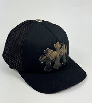 Chrome Hearts Leather Camo Cross Detailed Trucker Cap، الصورة 2