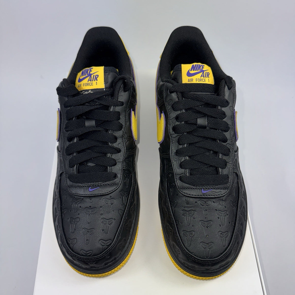 Nike Air Force 1 Kobe Bryant Lakers Away Sneakers, photo 2