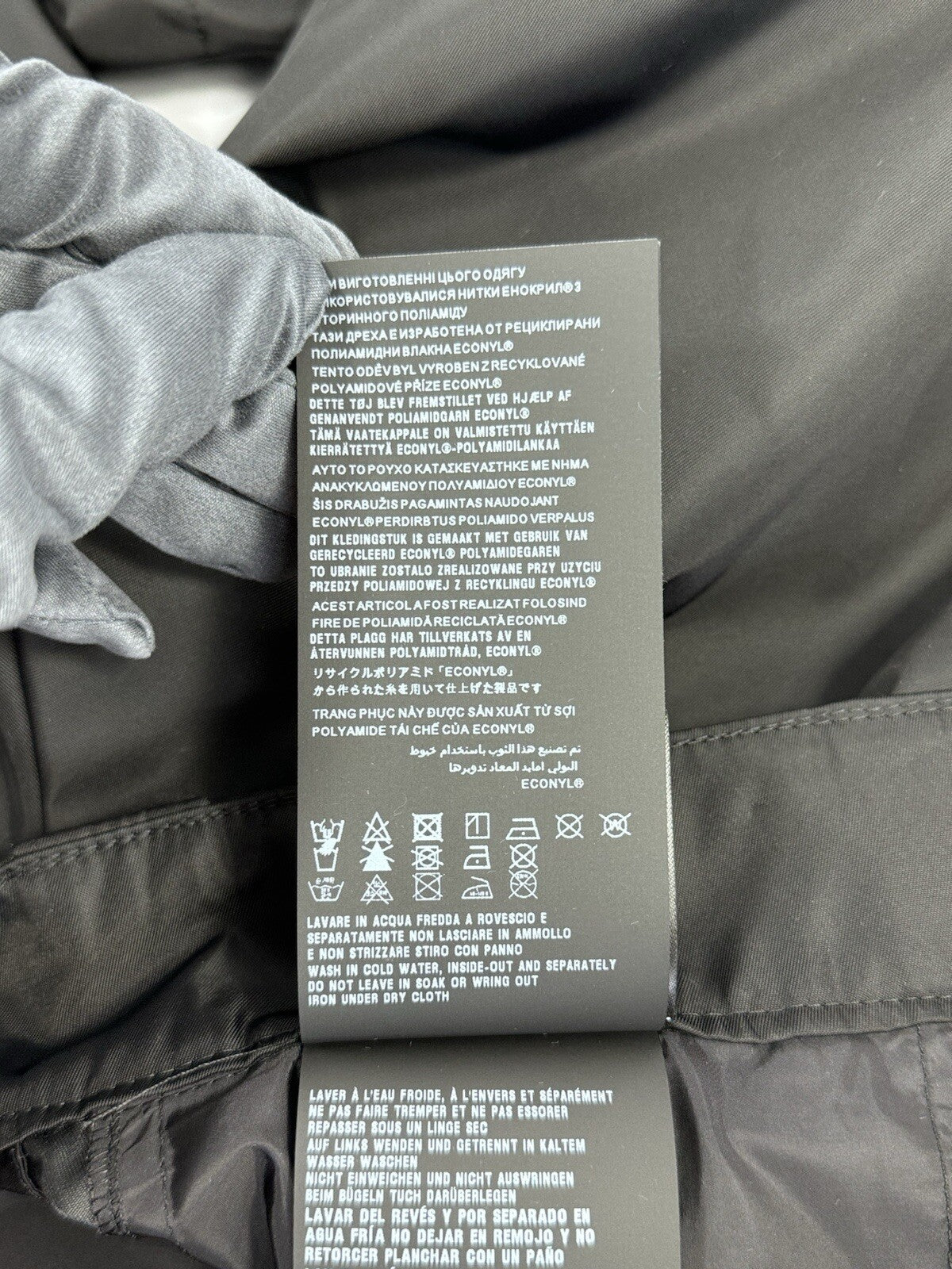 Prada Pantalone Idroreatt Nylon Pants, photo 11