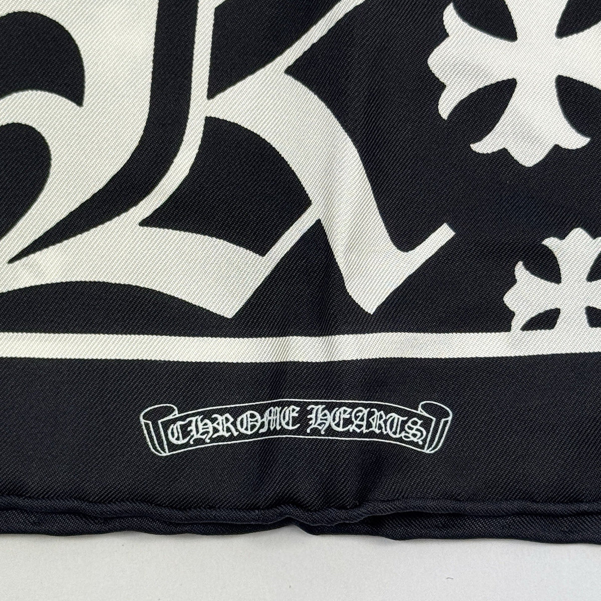 Chrome Hearts Logo Cross Print Silk Scarf 100 x 100cm, photo 4