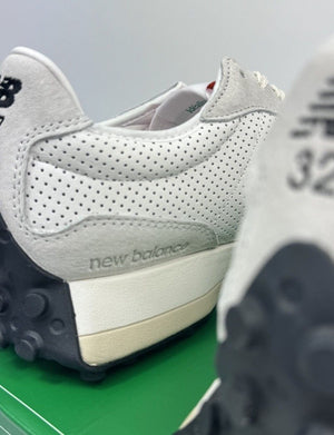 New Balance 327 x Casablanca Tennis Club Trainers، الصورة 5