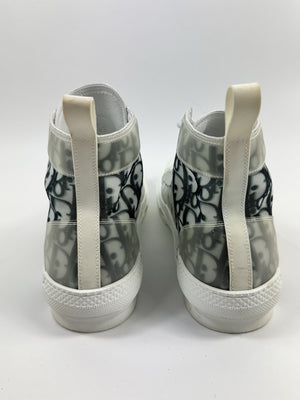 Dior Oblique Print High Top Sneakers، الصورة 3